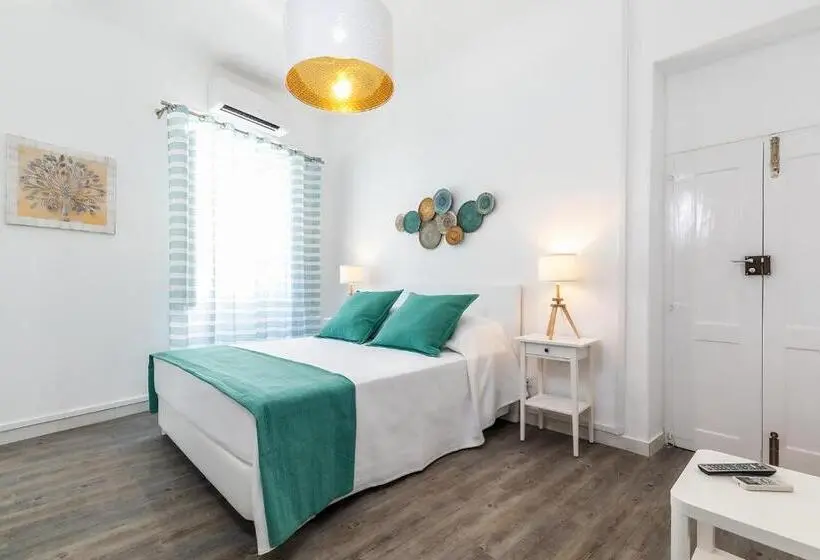 اتاق استاندارد, Faro Guest House