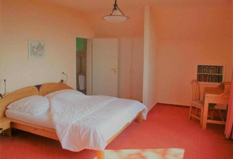 Göl Manzaralı Standart Oda, Haus Am Trielberg