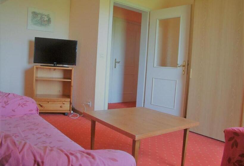 Aile Odası, Haus Am Trielberg