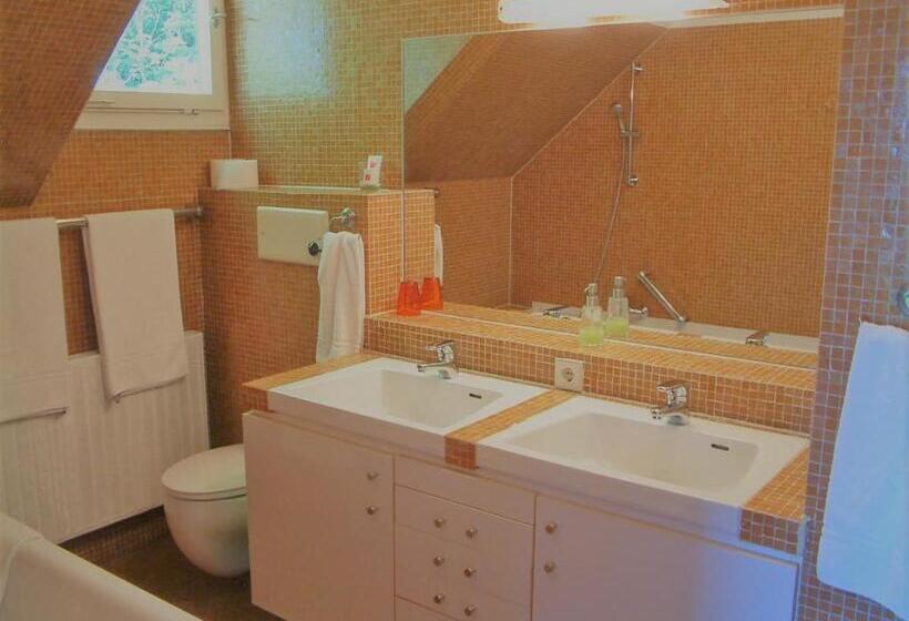 Aile Odası, Haus Am Trielberg