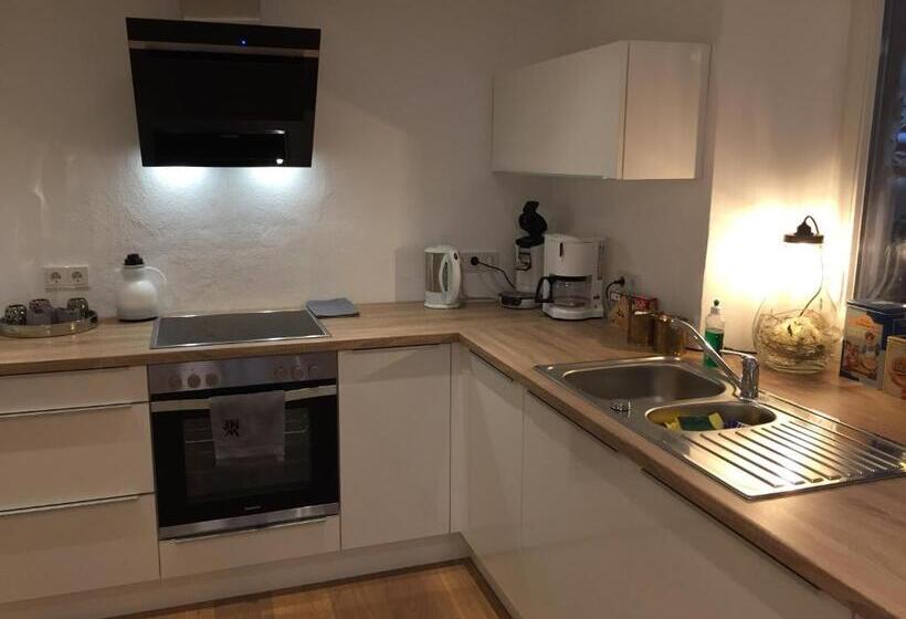 1间卧室的房子, Schlössje