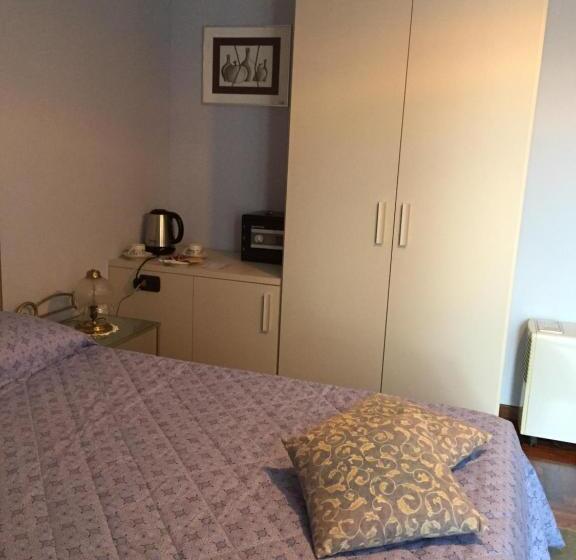 חדר דלוקס, Sentirsi A Casa