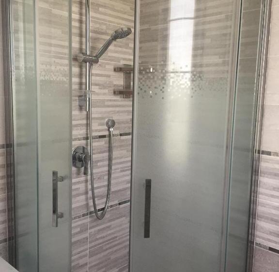 חדר סופריור, Sentirsi A Casa