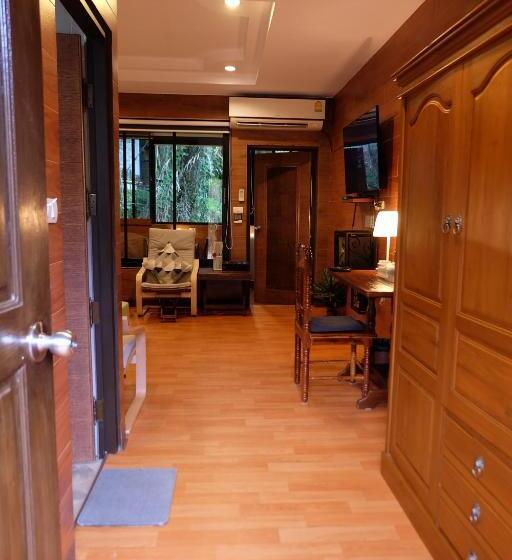 غرفة قياسية سرير كينج, Namtok Sarika Resotel