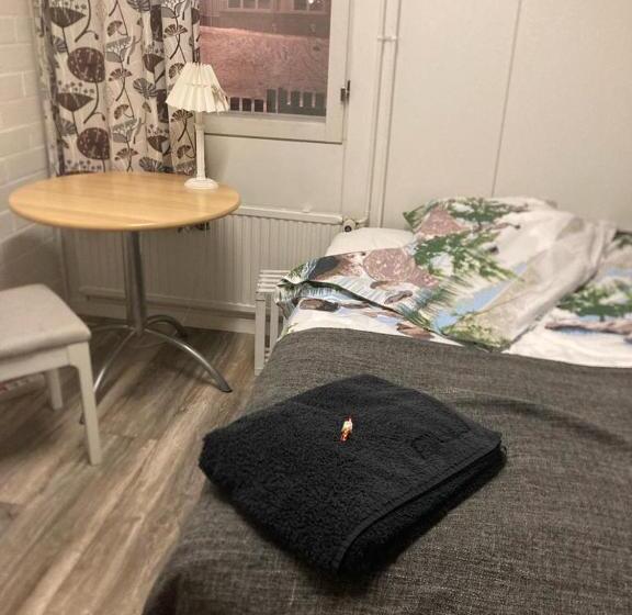 חדר סטנדרד יחיד חדר אמבטיה משותף, Villa Saimaan Sydän