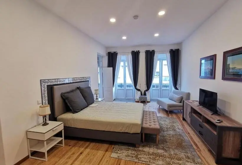سوئیت با بالکن, Casa Saudade Luxury Rooms