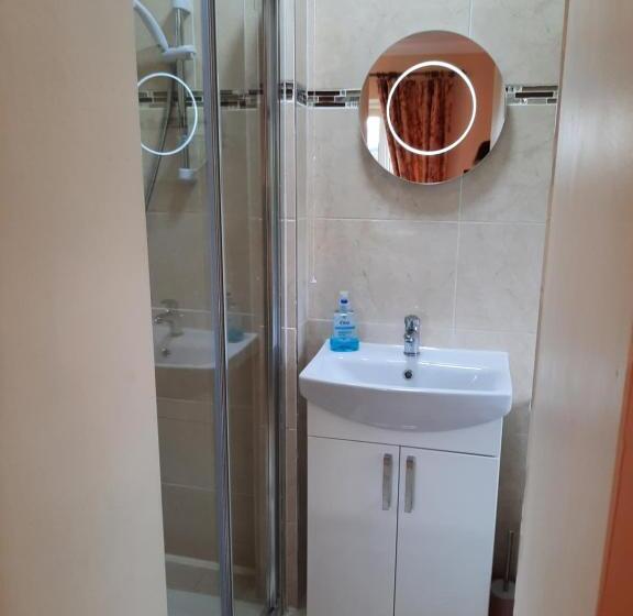 غرفة سوبيريور سرير كينج, Hillhead House, F94 F6n1