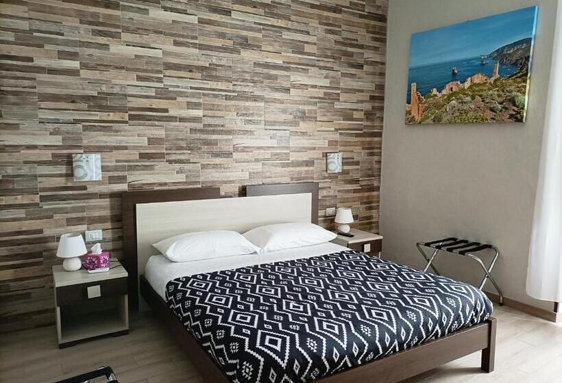 غرفة قياسية, Domos La Corte Ghibellina