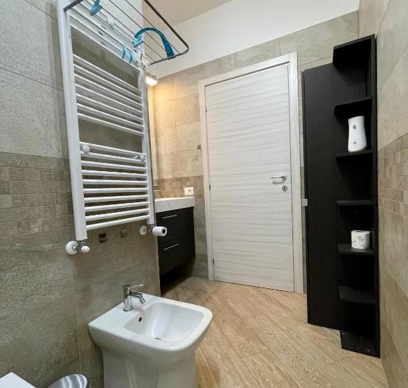 اتاق استاندارد, Milanholidays