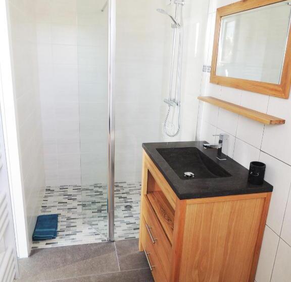 חדר סטנדרט עם מיטת קינג, Laubertière