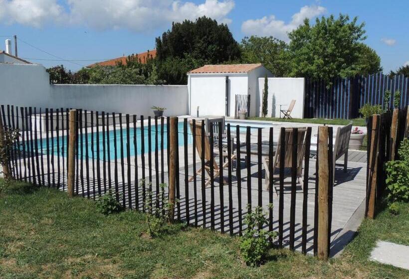 סטודיו סטנדרט, מיטה זוגית, Laubertière