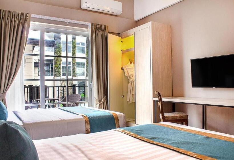 Номер Deluxe, Royale Parc Hotel Tagaytay