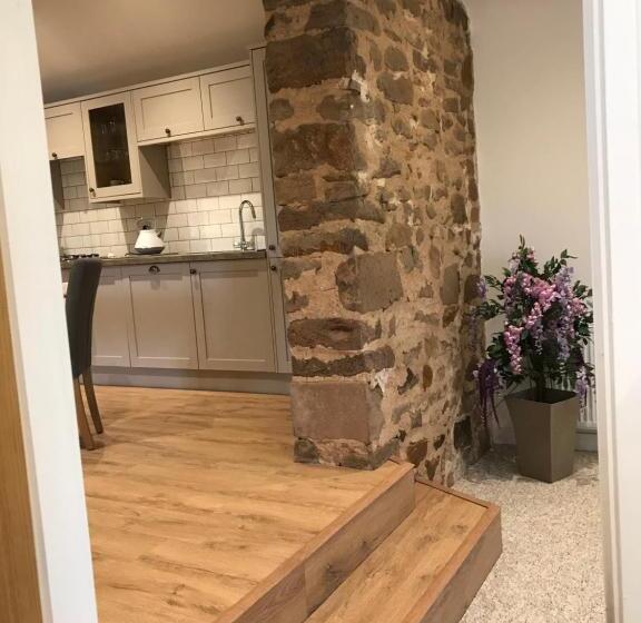 2间卧室的房子, The Hayloft Cheshire