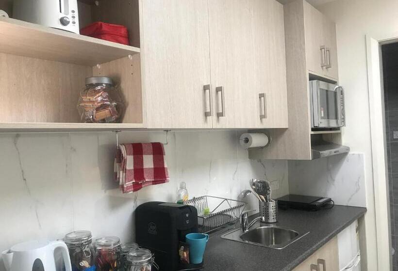 Quarto Deluxe, Randwick City Lodge 2