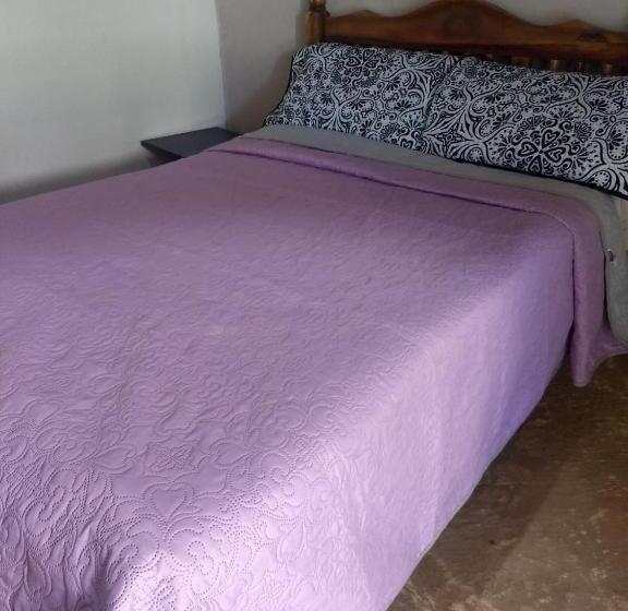 标准间, Cabaña Miroji