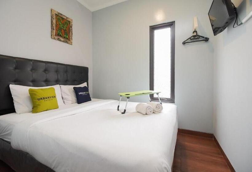 חדר סופריור, Urbanview Hotel Arafuru Residence Duren Sawit