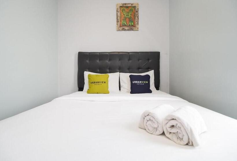 חדר סופריור, Urbanview Hotel Arafuru Residence Duren Sawit
