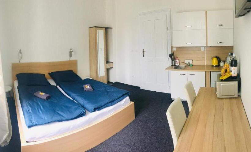 شقة غرفة واحدة, Aparthotel Vítkovice