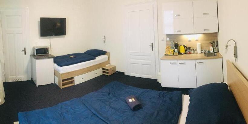 شقة غرفة واحدة, Aparthotel Vítkovice