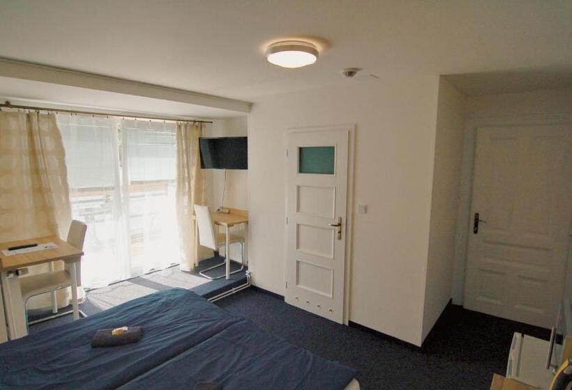 آپارتمان 1 خوابه با بالکن, Aparthotel Vítkovice