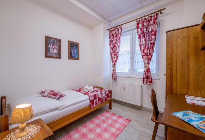 スタンダードシングルルーム, Apartmany Style