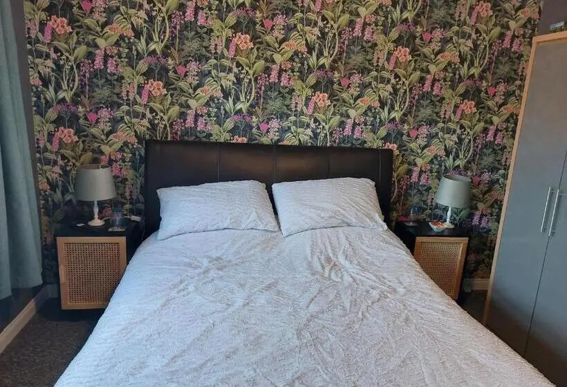 اتاق استاندارد با چشم‌انداز باغ, Braeside B&b