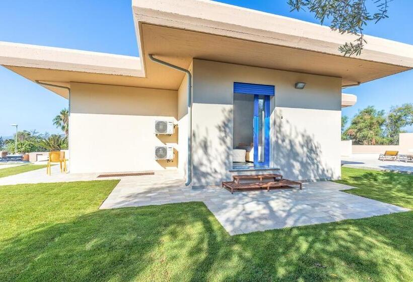 חדר משפחתי נוף לגינה, Affittacamere Resort Beach San Gemiliano