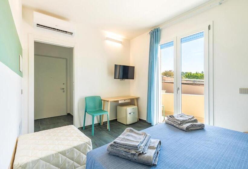 חדר סטנדרט נוף לגינה, Affittacamere Resort Beach San Gemiliano