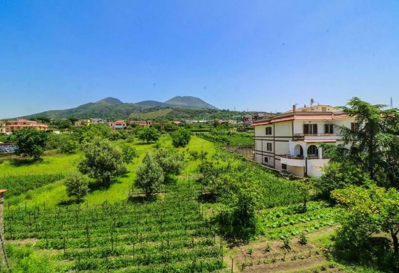 Suite with Terrace, Bella Mbriana