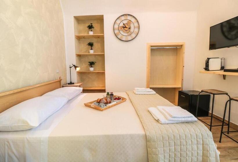 اتاق استاندارد, Bella Mbriana