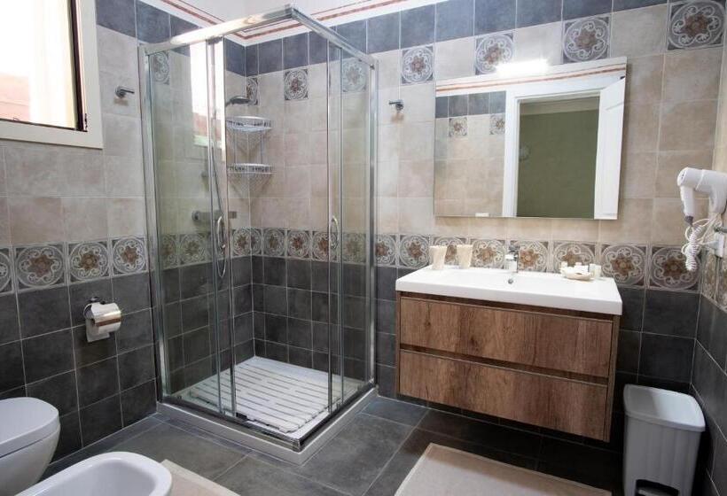 חדר דלוקס, La Corte Di Edoardo