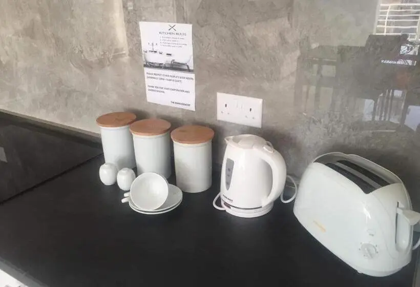 اتاق استاندارد, Belvedere Airport Suites