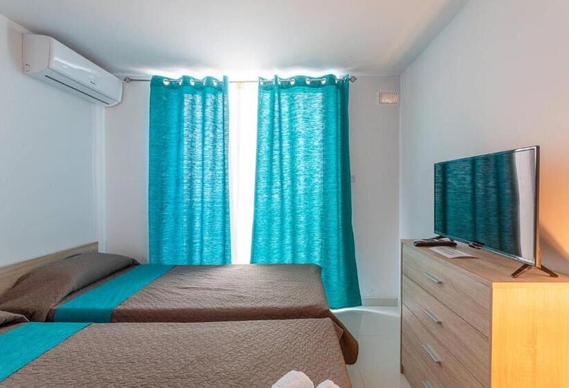 اتاق استاندارد با سرویس بهداشتی مشترک, Belvedere Airport Suites