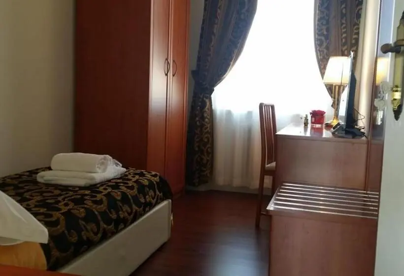 اتاق استاندارد یک نفره, Carpe Diem Ancona