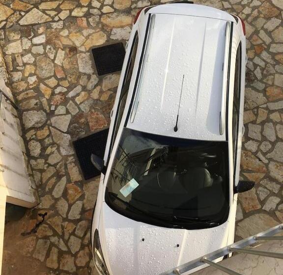 شقة غرفتين, Casa Regina