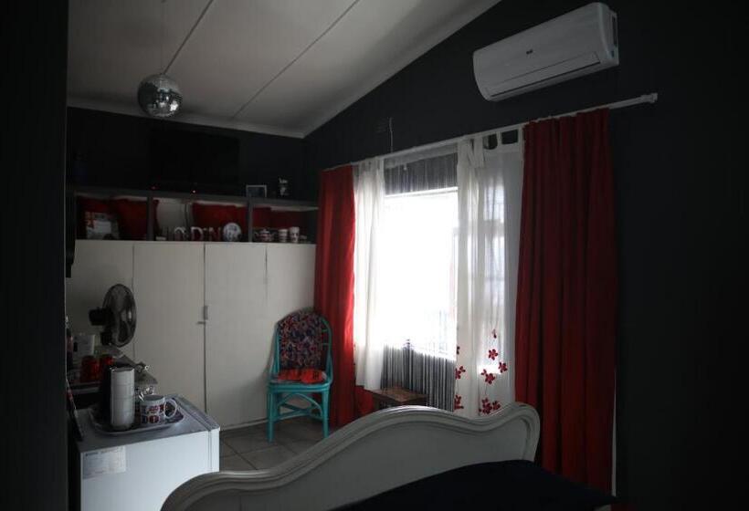 标准间, Eagle S Nest