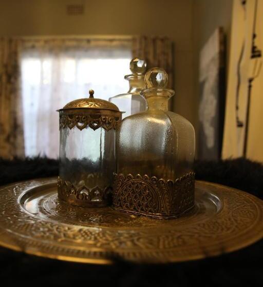 패밀리 룸, Eagle S Nest