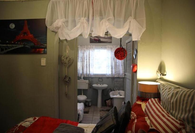 家庭间, Eagle S Nest