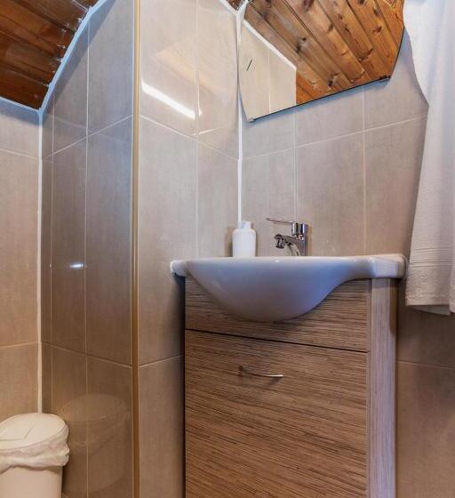 家庭间, Gemenc Vendégház