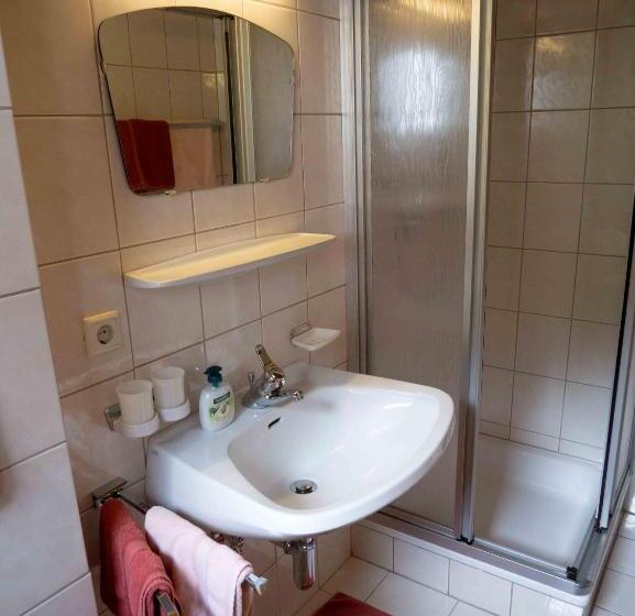 Huoneisto 1 Makuuhuone, Haus Tanneck