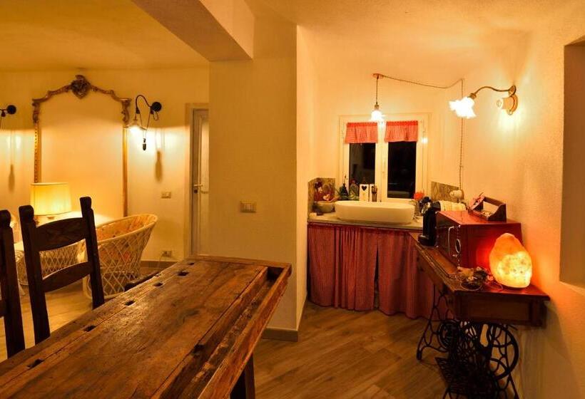 غرفة قياسية, Il Borgo Del Castello