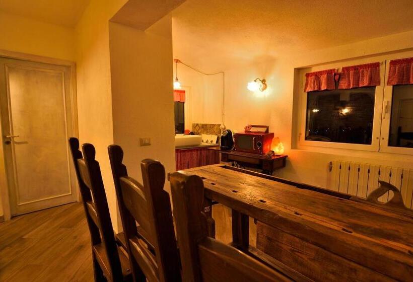 غرفة قياسية, Il Borgo Del Castello