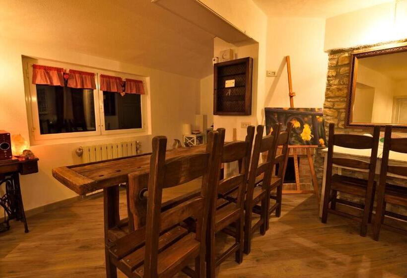 غرفة قياسية, Il Borgo Del Castello