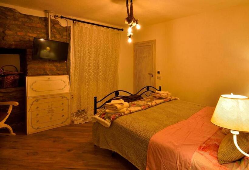 غرفة قياسية سرير كينج, Il Borgo Del Castello