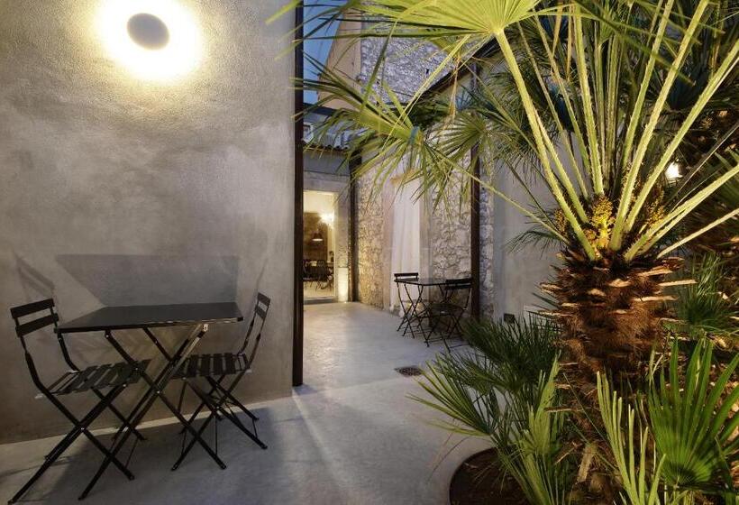 اتاق لوکس, Isonzo Suites