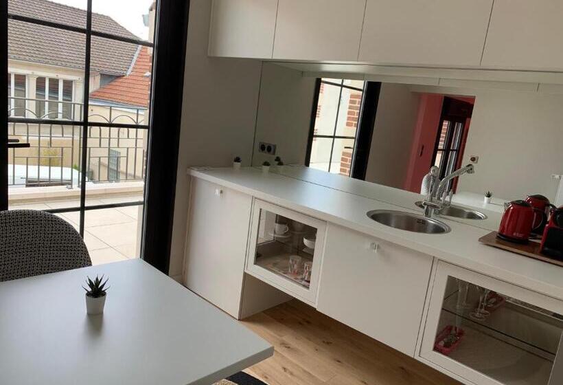 Люкс с Террасой, L Appartement Et Les Suites De Vjl..