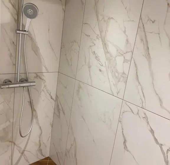 キングサイズベッドのデラックススイート, L Appartement Et Les Suites De Vjl..