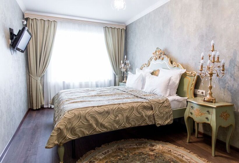 Люкс, Art Hotel Nikolaevsky Posad