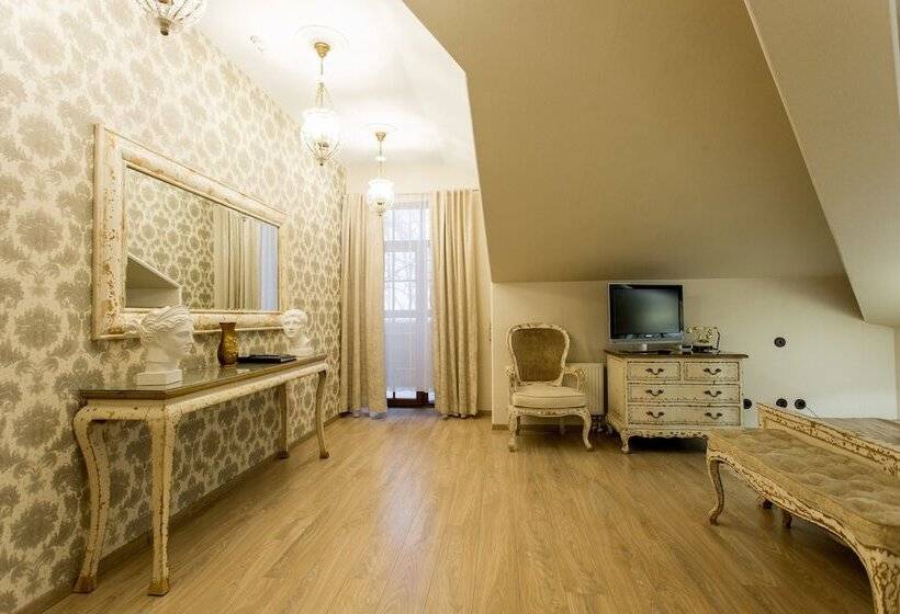 스위트, Art Hotel Nikolaevsky Posad