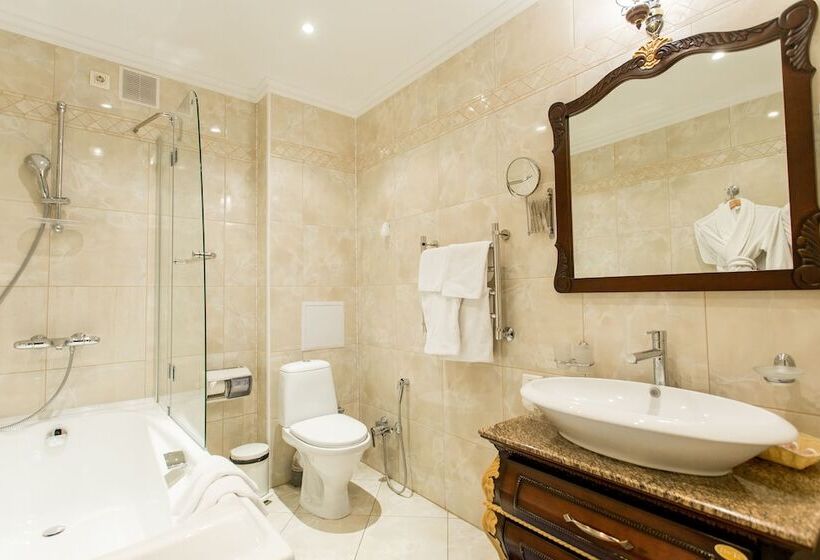 Семейный Номер, Art Hotel Nikolaevsky Posad